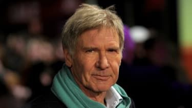 Harrison Ford bajo investigación después de que un avión se estrellara en el aeropuerto