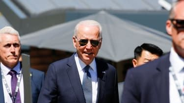 Joe Biden med vrhom G7 v Cornwallu