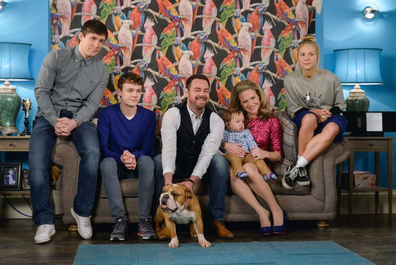 Η ομάδα της οικογένειας Carter γυρίστηκε στο EastEnders