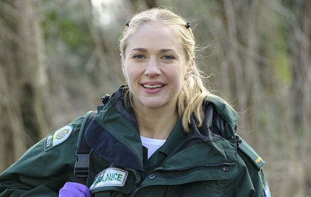 Maddy Hill στο Casualty ως Ruby Spark