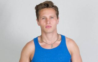 La star di EastEnders Danny Walters era a Benidorm? E chi ha interpretato?
