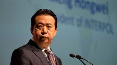 Čínske úrady zadržali prezidenta Interpolu Meng Hongwei na základe bližšie nešpecifikovaných obvinení