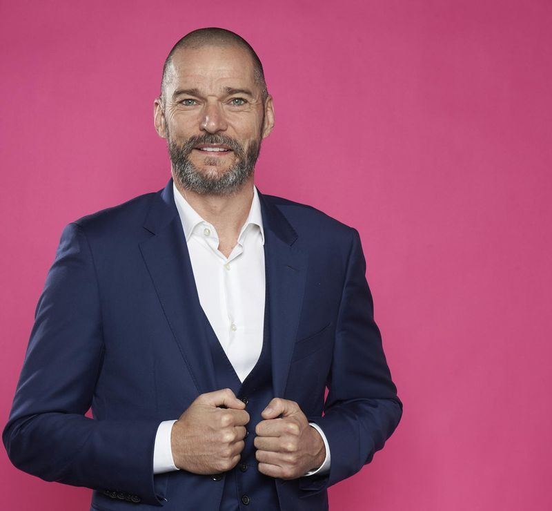 TV vanavond Fred Sirieix verwelkomt meer eerste dates