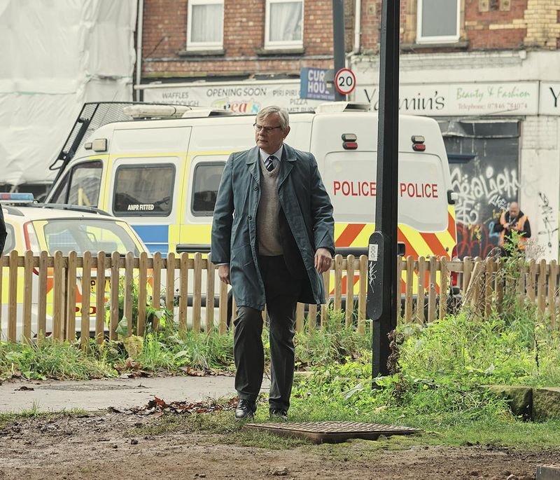 TV i kveld Martin Clunes som DCI Colin Sutton.