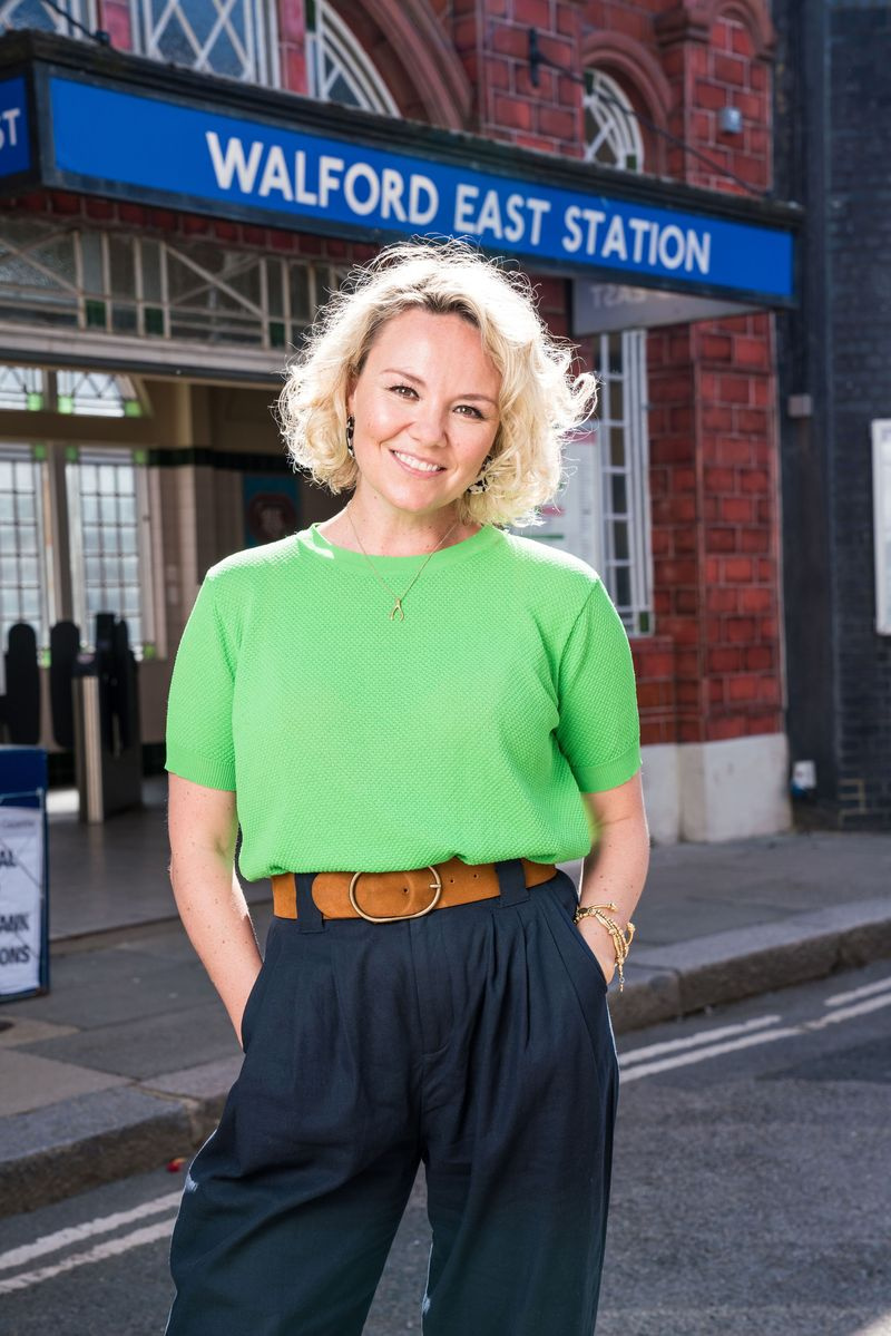 Charlie Brooks kehrt als Janine Butcher zu den EastEnders zurück.