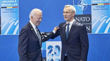 Joe Biden i Jens Stoltenberg