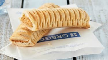 Rula de cârnați vegani Greggs