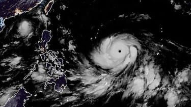 Super Typhoon Mangkhut: εκατομμύρια άνθρωποι απευθείας στο μονοπάτι της καταιγίδας