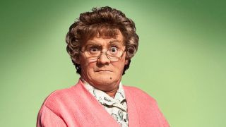'Mrs Brown's Boys' se vračajo na posebno obletnico čarovnic