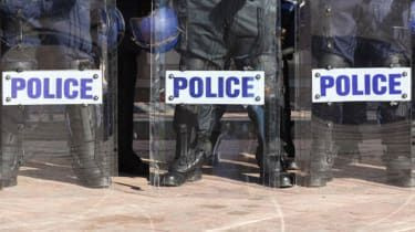 Muž zatčen poté, co policie našla v jeho mrazáku ženské genitálie