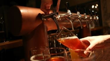 Trendig pub försöker motivera £22,50 pint öl