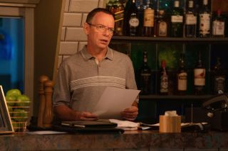 EastEnders tuo mukanaan Adam Woodyattin tosielämän pojan SECRET cameo -sarjaan