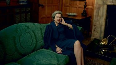 När Theresa May träffade Vogue: Tidningarna reagerar