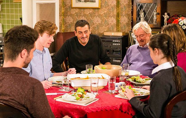 Peter și Barlows în Coronation Street