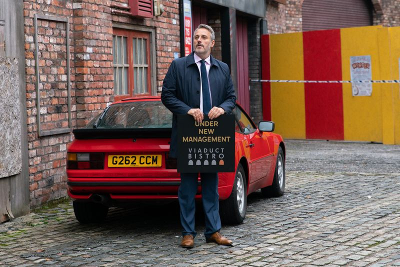 Spoiler di Coronation Street: sono Ray Crosby, i versi di Jenny e Johnny!