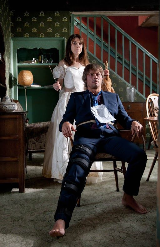 Emma y James Barton en Emmerdale