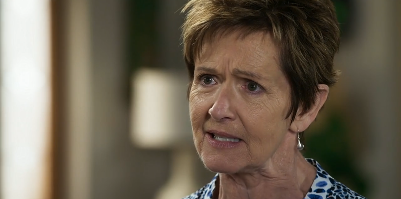 Naapurit, Susan Kennedy