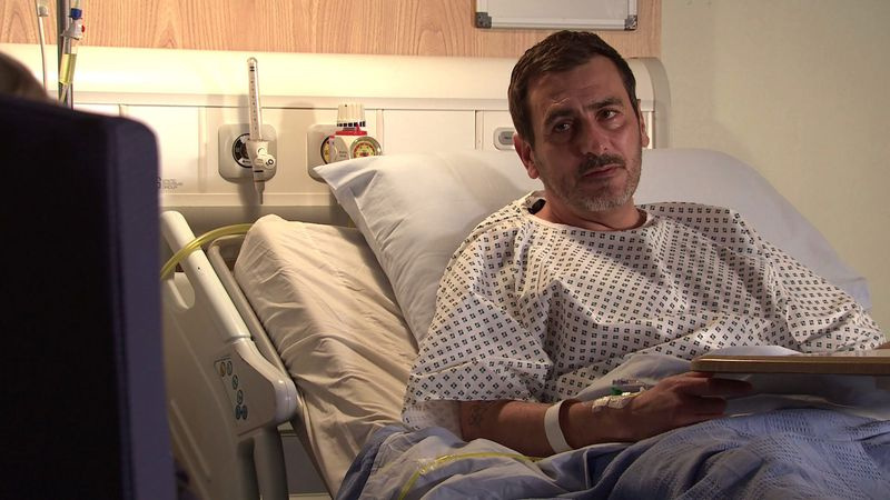Coronation Street spoilers: Ο Ken Barlow λέει στον Peter να παλέψει για τη ζωή του!