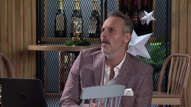 Coronation Street spoilers: Ο Ray έχει μια δελεαστική προσφορά για τον Nick Tilsley