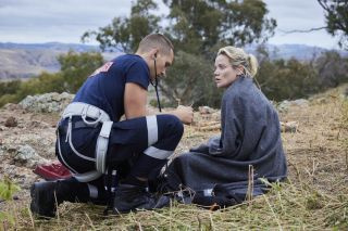 La estrella de 'Home and Away' Anna Samson revela la tragedia del accidente del bebé para Mia