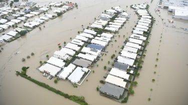 Des crocodiles repérés alors qu'une ville australienne était délibérément inondée - en images