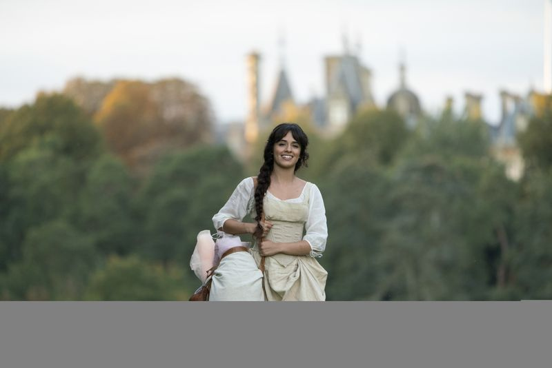 TV šovakar Camila Cabello spēlē Pelnrušķīti.