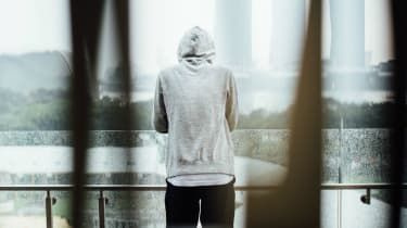 Pourquoi la moitié des familles adoptives britanniques sont aux prises avec la violence