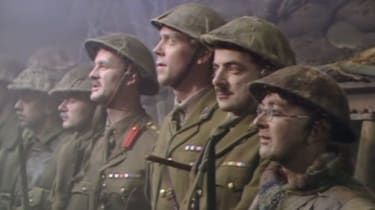 Baldrickas atmuša Michaelo Gove'o „kvailą“ Blackadder ataką