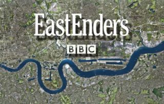 EastEnders fani palika asarās, kad Šarona Mičela pamet mazuli Keidenu sirdi plosošajā ainā