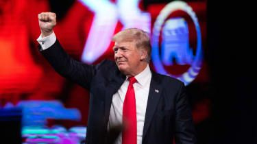 Donald Trump na odru
