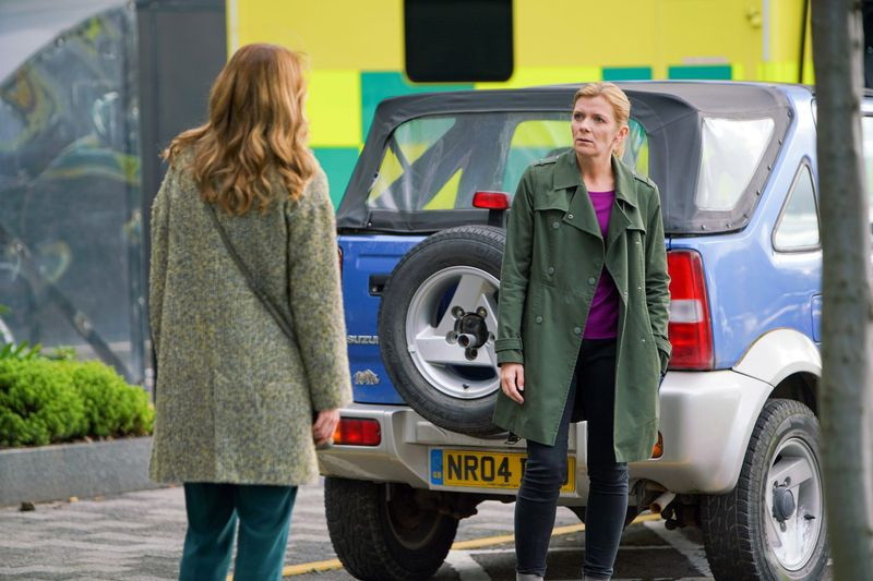 Coronation Street-spoilere: Toyah Battersby forråder Leanne?
