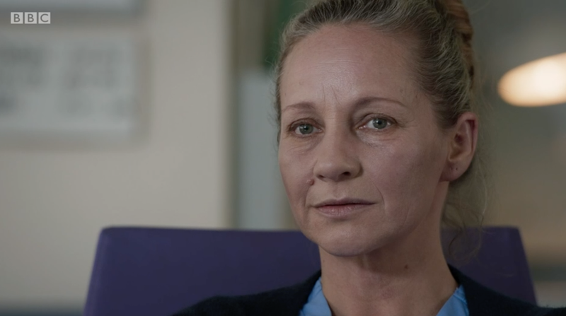 Essie și Raf în Holby City BBC