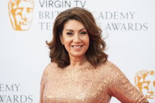 Jane McDonald poroča o tem, ali se bo odrekla televiziji po svoji presenetljivi odločitvi C5