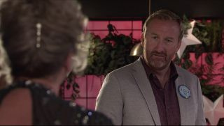 'Coronation Streeti' staar paljastab veidra põhjuse, miks fännid on teda 'vältinud'.