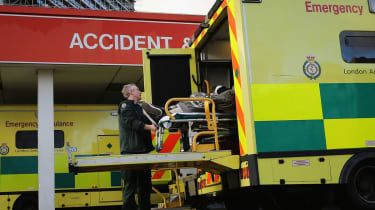 Les patrons des hôpitaux du NHS ont scandé 'nous pouvons le faire' lors d'une réunion sur les objectifs A&E