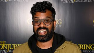Romesh Ranganathan isännöi uutta 'Heikoin lenkki' -versiota