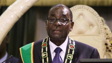 Mugabe pediu para se demitir depois de ler um discurso errado