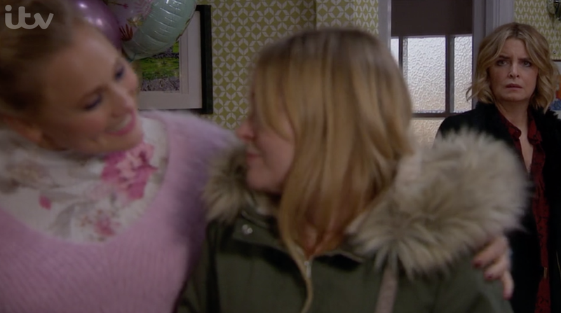 Charity, Vanessa ja Tracy Emmerdale ITV:ssä