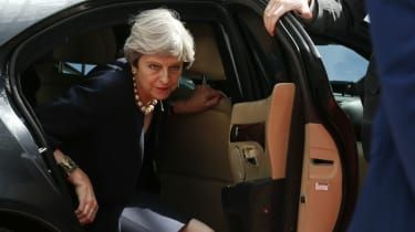 Brexit: Theresa May dezvăluie o ofertă „echitabilă și serioasă” privind drepturile cetățenilor UE