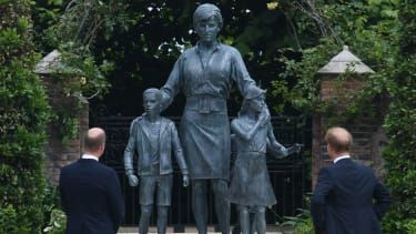 Statuia Prințesei Diana