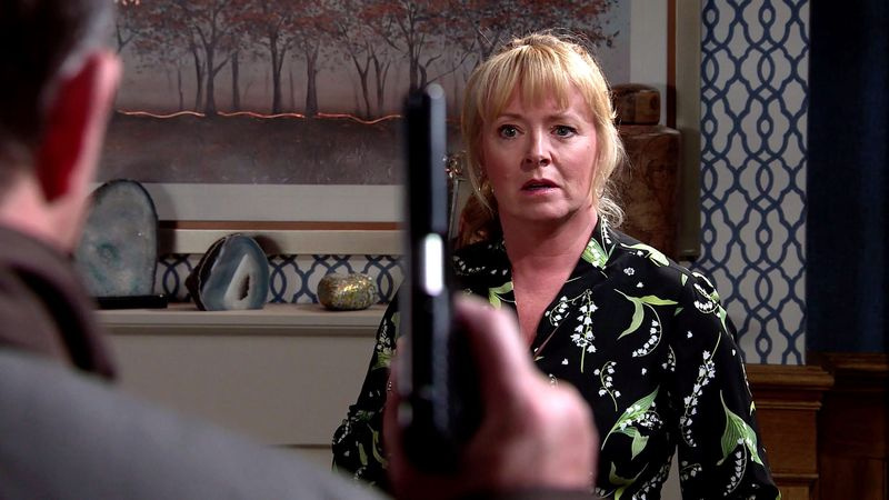 Spojlerji na ulici Coronation Street: Scott vzame Jenny Connor za talca!