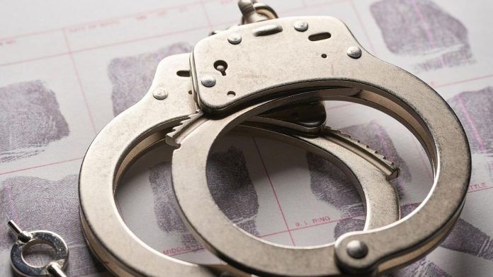 De beschuldigde die twee zusters van Delhi dood achterliet, geïdentificeerd en gearresteerd: