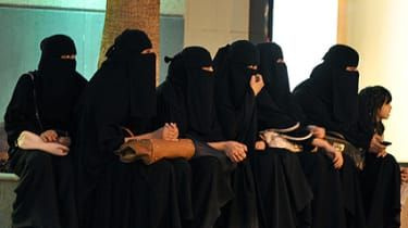 Șapte lucruri care te vor face să fii arestat în Arabia Saudită