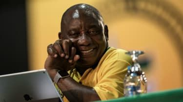 Cyril Ramaphosa je zmagal na tesnem glasovanju za vodstvo ANC