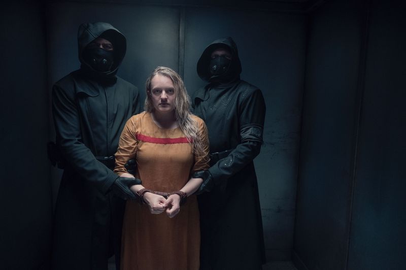 TV ce soir : Capturée par Gilead, June (Elisabeth Moss) fait face à une tante vengeresse Lydia et endure un interrogatoire torturant.