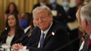 Prečo sú priaznivci Donalda Trumpa vyzývaní, aby kúpili jeho detský dom za 3 milióny dolárov