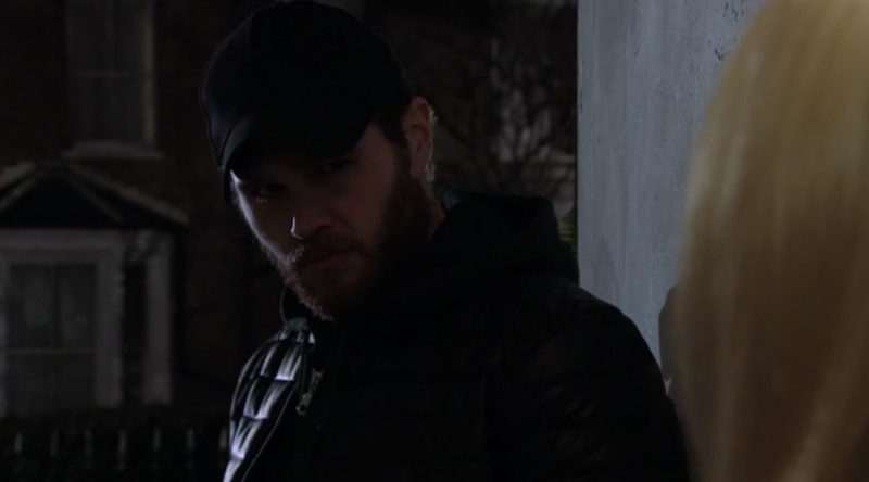 Keanu retorna à EastEnders BBC