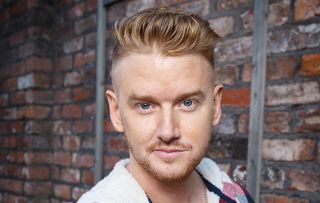 La star di Coronation Street, Mikey North, rivela la trama di Gary e Sarah che doveva essere RI-SCRITTA