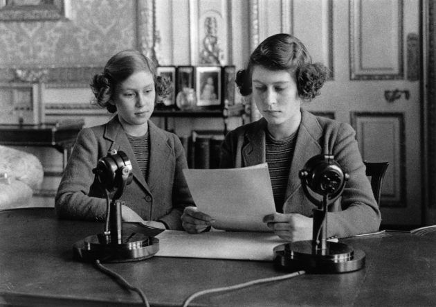 Princesas Margaret y Elizabeth en tiempos de guerra