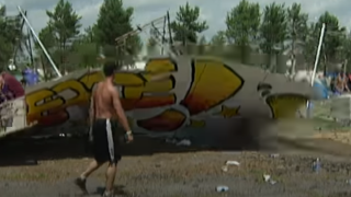 La bande-annonce de 'Woodstock 99' rappelle de mauvais souvenirs d'un festival de musique chaotique